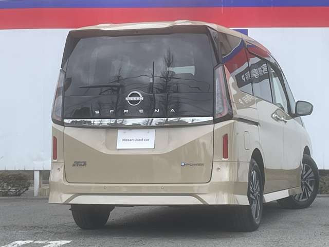 セレナ1.4 e-POWER ハイウェイスターV