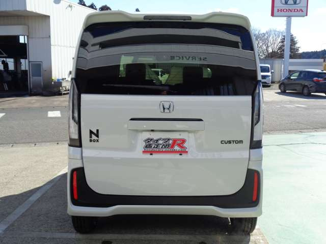 N-BOXカスタムブラック スタイル