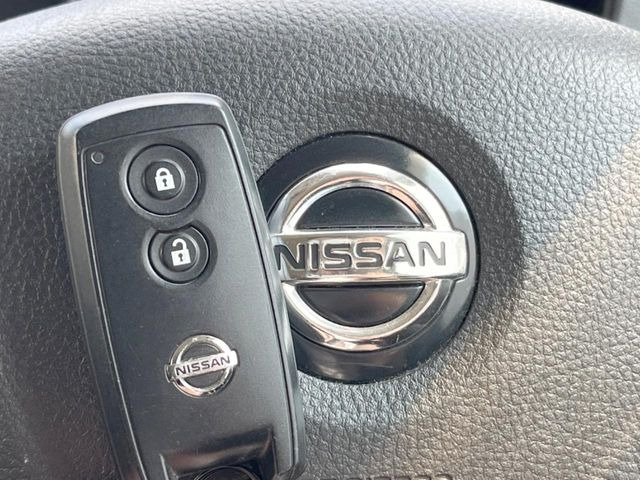 �y�C���e���W�F���g�L�[�z�J�o����|�P�b�g�ɓ��ꂽ�܂܂ł��h�A�̎{���E�������\�ȃX�}�[�g�L�[�𑕔��B�G���W���̃I���E�I�t�����J�M�����o���K�v����������Ƃ��Ă��֗��ł���