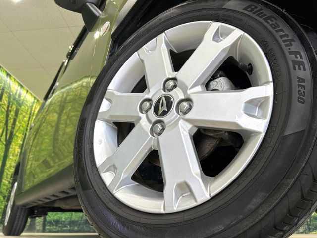 �y����15�C���`�A���~�z�C�[���z�O�ςɃ}�b�`���������A���~�z�C�[���𑕒����Ă���܂��B�e��ЊO�A���~�z�C�[����A�X�^�b�h���X�^�C�����戵�����Ă���܂��B���񂲑��k����������