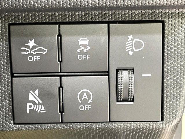 �y�X�}�[�g�A�V�X�g�z���s���ɑO���̎ԗ�����F�����A�Փ˂������Ȏ��͌x��ƃu���[�L�ŏՓˉ���Ɣ�Q�y�����A�V�X�g�B�����S�Ƀh���C�u�����y���݂��������܂��B