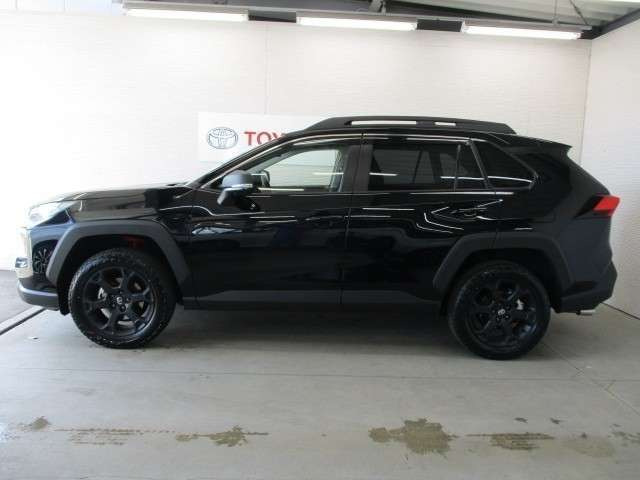 RAV42.5 ハイブリッド アドベンチャー オフロードパッケージ II E-Four 4WD