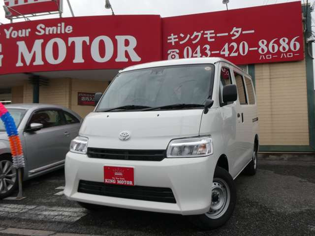 セール実施中!!格安にてボディーコーティングも行います!プロの職人さんによる匠の技で車本来の輝きを引き出します!