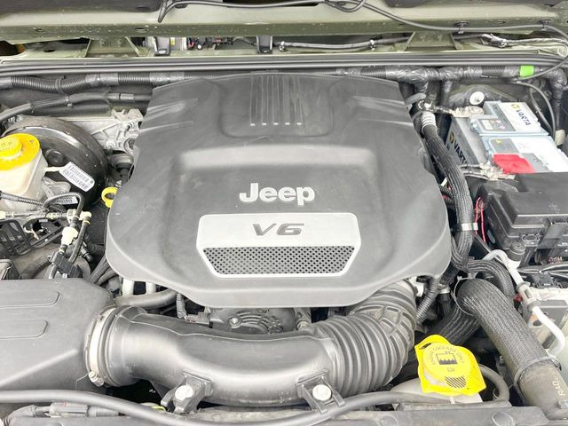 �����X�ł́A�e���[�J�[�̐�p�f�f�e�X�^�[�𓱓��B���Ǝ��i�����e�N�j�J���X�^�b�t���풓���Ă���܂��̂ŁA������̍ۂɂ����S���Ă����p���������܂��B