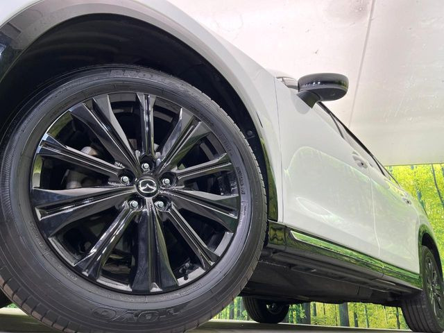 �y����19�C���`�A���~�z�C�[���z�O�ςɃ}�b�`���������A���~�z�C�[���𑕒����Ă���܂��B�e��ЊO�A���~�z�C�[����A�X�^�b�h���X�^�C�����戵�����Ă���܂��B���񂲑��k����������