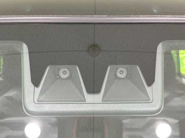 �y�X�}�[�g�A�V�X�g�z���s���ɑO���̎ԗ�����F�����A�Փ˂������Ȏ��͌x��ƃu���[�L�ŏՓˉ���Ɣ�Q�y�����A�V�X�g�B�����S�Ƀh���C�u�����y���݂��������܂��B