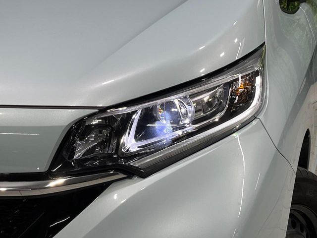 �yLED�w�b�h���C�g�z���V����ԑ��s�����ǍD�Ȏ��E���m�ۂ����S���ĉ^�]�ł��鍂�P�xLED�w�b�h���C�g�𑕔�!�_�����x�������A����d�͂��}�����Ă��܂��B