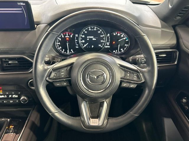 �y�����v�����X�e�A�����O�z�㎿�Ȋv���g�p���邱�ƂŁA��ɂ����������݂ƂĂ��^�]���₷���n���h���ł���