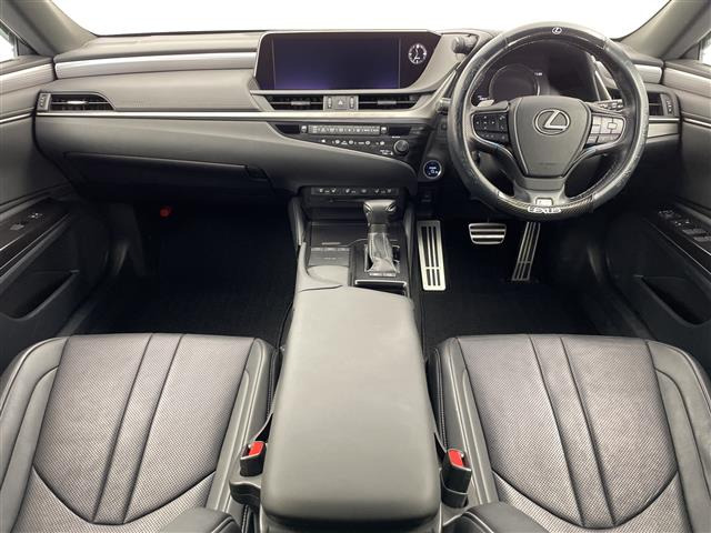 ES300h Fスポーツ