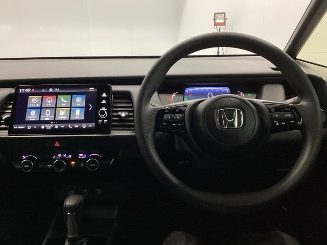 フィット1.5 ホーム ブラックスタイル