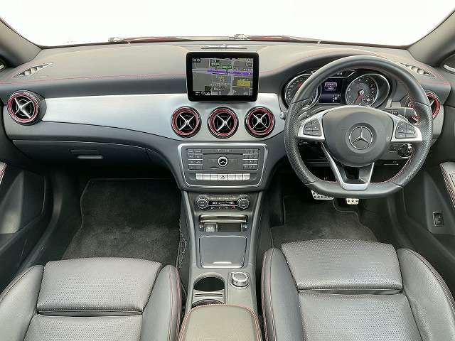 CLAクラスCLA250 シュポルト 4マチック 4WD