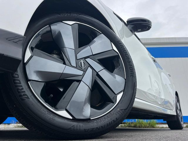 �y�����X�`�[���z�C�[���z�l�N�X�e�[�W�ł́w�ЊO�A���~�z�C�[���x���D�]������!�L���u�����h���炨�l�ł��ȃA���~�܂ŕ��L������Ēv���܂���X�^�b�h���X�^�C������舵���Ă���܂��̂ł��C��������!