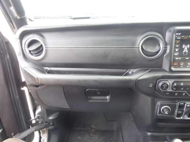 1�����P�ʂ̃J�[���[�X���\�ɂȂ��Ă���܂��̂Ő��񂲑��k���������B