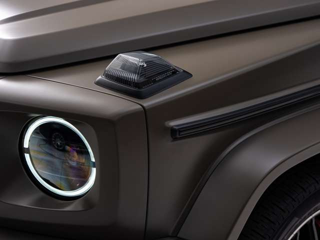 G�N���X�̔̔����т����悻500��𒴂��邨�X�u�A�y���^���É��v�B�Q�����f�̂��Ƃ͐��񂨔C�����������B�e���f���̎�舵���⒍���̔��A�J�X�^��(�h���X�A�b�v)�S�ʂ������Ă���܂��B