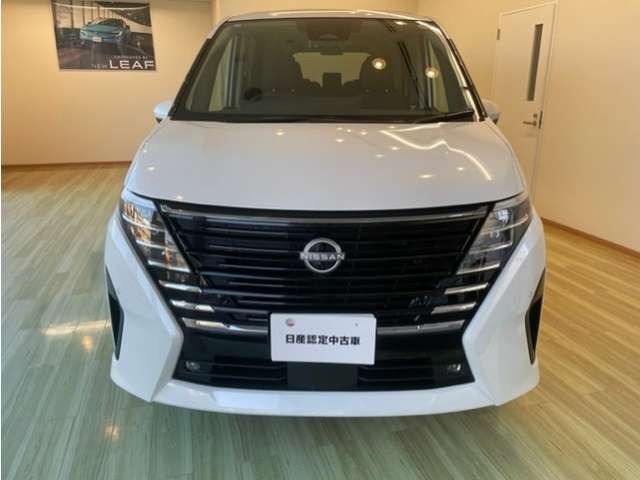 セレナ1.4 e-POWER ハイウェイスターV