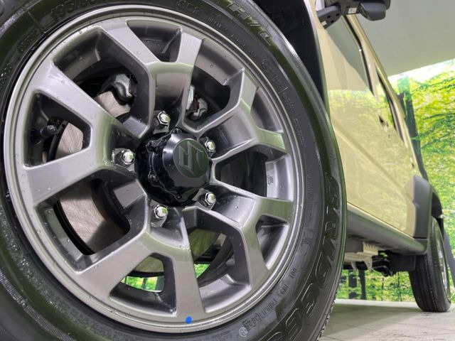 �y����15�C���`�A���~�z�C�[���z�O�ςɃ}�b�`���������A���~�z�C�[���𑕒����Ă���܂��B�e��ЊO�A���~�z�C�[����A�X�^�b�h���X�^�C�����戵�����Ă���܂��B���񂲑��k����������