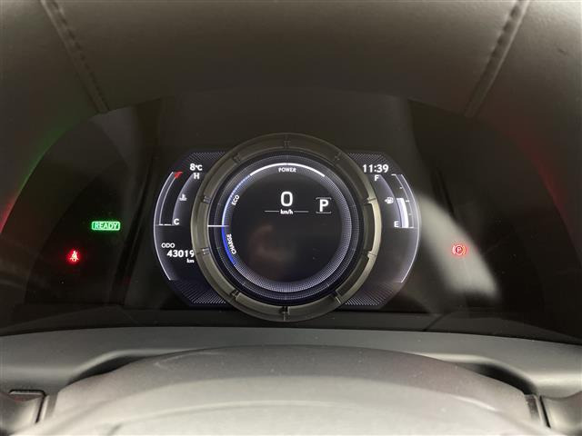 ES300h Fスポーツ