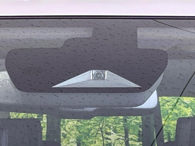 �y�O�He-Assist�z���s���ɑO���̎ԗ�����F�����A�Փ˂������Ȏ��͌x��ƃu���[�L�ŏՓˉ���Ɣ�Q�y�����A�V�X�g�B�����S�Ƀh���C�u�����y���݂��������܂��B