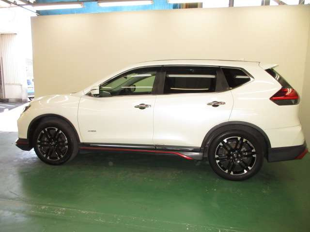 エクストレイル2.0 20Xi ハイブリッド 4WD