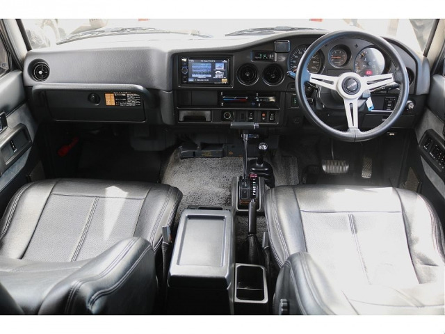 ランドクルーザー604.0 VX ハイルーフ 4WD