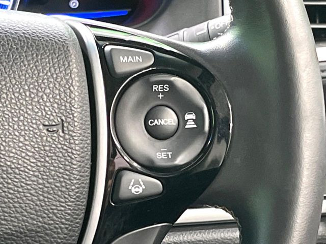 �y�A�_�v�e�B�u�N���[�Y�R���g���[���z�������H�ł̒��������s���y��!!�����ő��x��ۂN���[�Y�R���g���[�����A�Փˌy���V�X�e���ƘA�g���A�O���̎ԗ������m���ĎԊԂ�ۂ悤�ɑ��x���߂��Ă���܂�!!