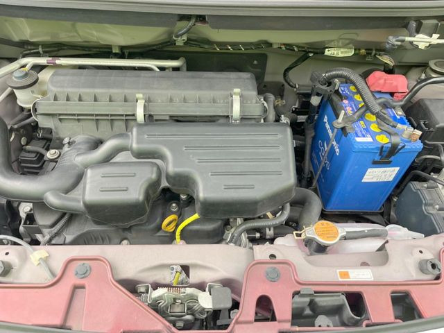 親切・丁寧な専門メカニックスタッフが応対!・車検・点検整備・事故等の修理などアフターサービスも安心。お車のカスタマイズもネクステージのサービススタッフまでご相談ください!