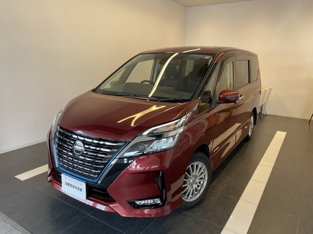 セレナ1.2 e-POWER ハイウェイスターV