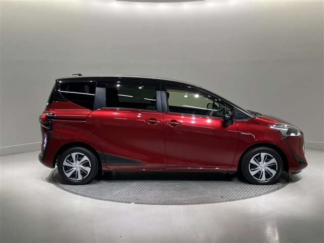 シエンタハイブリッド 1.5 G クエロ