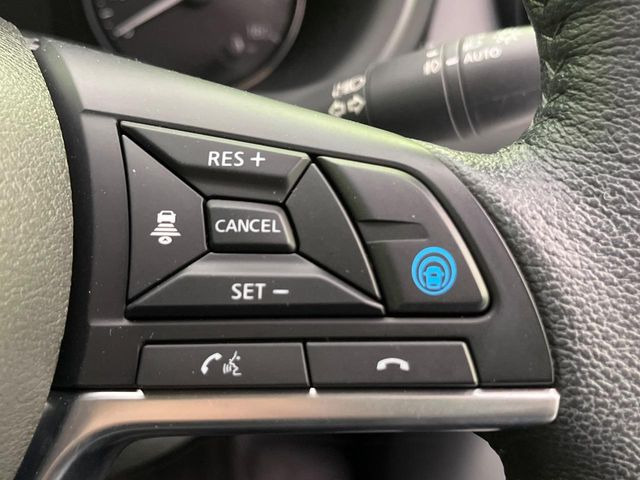 �y�v���p�C���b�g�z�������H�ł̒��������s���y��!!�a�؎��Ə��񑖍s�̃V�[���ŁA�A�N�Z���E�u���[�L�E�X�e�A�����O�������Ő��䂵�A�������^�]�̕��S���y�����Ă���܂���