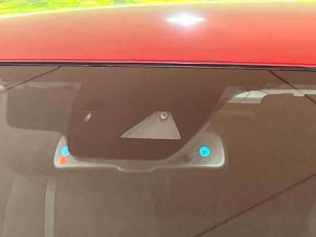 �y�X�}�[�g�V�e�B�u���[�L�T�|�[�g�z�ᑬ���s���ɑO���̎ԗ�����F�����A�Փ˂������Ȏ��͌x��ƃu���[�L�ŏՓˉ���Ɣ�Q�y�����A�V�X�g�B�����S�Ƀh���C�u�����y���݂��������܂��B