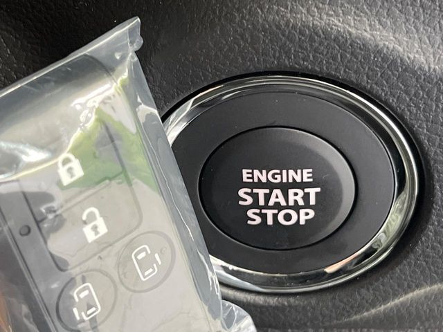 �y�L�[���X�X�^�[�g�V�X�e���z�J�o����|�P�b�g�ɓ��ꂽ�܂܂ł��h�A�̎{���E�������\�ȃX�}�[�g�L�[�𑕔��B�G���W���̃I���E�I�t�����J�M�����o���K�v����������Ƃ��Ă��֗��ł���