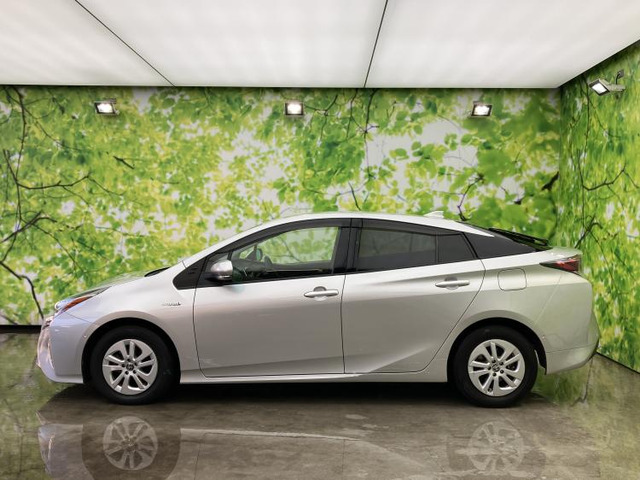 プリウス1.8 S セーフティ プラス