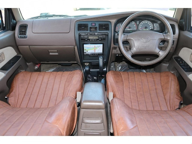 ハイラックスサーフ2.7 SSR-V 4WD