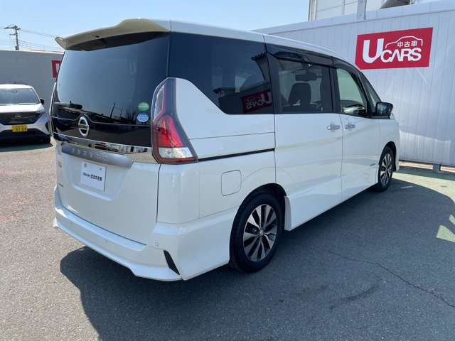 セレナ2.0 ハイウェイスター VセレクションII