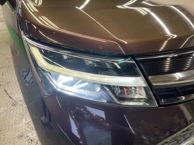 �yLED�w�b�h���C�g�z���V����ԑ��s�����ǍD�Ȏ��E���m�ۂ����S���ĉ^�]�ł��鍂�P�xLED�w�b�h���C�g�𑕔�!�_�����x�������A����d�͂��}�����Ă��܂��B