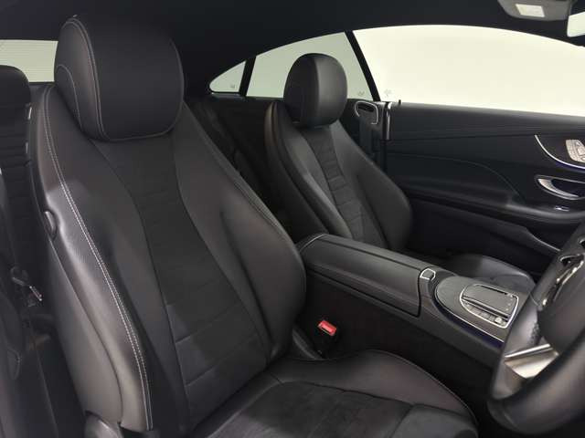 EクラスクーペE300 スポーツ