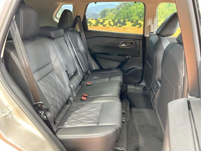 �L�X�Ƃ���2��ڃV�[�g�͋��Z���������A���S�n�����K!�F�B��Ƒ��Ƃ̂��o�����ɂ҂�����ł��B�x�r�[�V�[�g��`���C���h�V�[�g�g�p�������K�ɂ��߂�������������\���ȋ�Ԃ��m�ۂ��Ă��܂��B