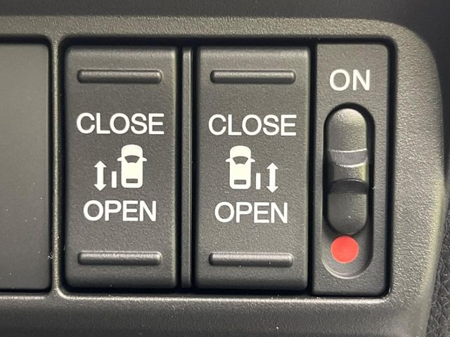 �y�����p���[�X���C�h�h�A�z�X�}�[�g�L�[��^�]�Ȃ̃X�C�b�`�Ō�ȗ����X���C�h�h�A�̊J���\���d��������͂����ăh�A���J����K�v�������A�����Ȃ��q�l�ł��ȒP�ɊJ���߂ł����K�ł���