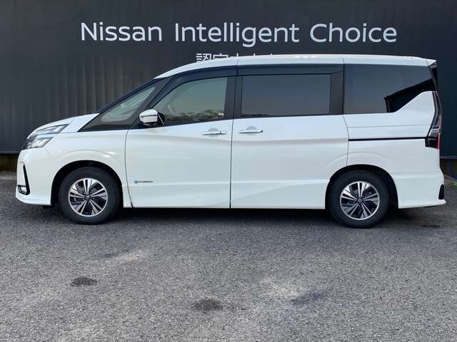 セレナ1.2 e-POWER ハイウェイスターV