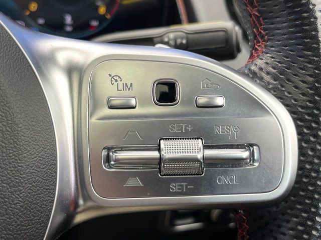 ���f�B�X�g���j�b�N�v���X:�s�s�A�x�O�A�������H�Ȃǂ̑��s���ɁA�X�e���I�}���`�p�[�p�X�J�����ƃ��[�_�[�Z���T�[�ɂ��A�O���Ԃ�F�����đ��x�ɉ������Ԋԋ������ێ����鎟����̃N���R��!