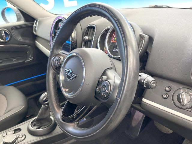 ���n���h�����̃X�������Ȃ��A���ꂢ�ȏ�Ԃ��ێ����Ă���܂��B�e�X�C�b�`���̓�����m�F�ς݂ł��B