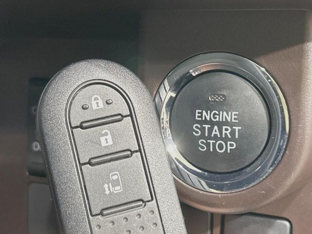 �y�X�}�[�g�L�[�z�J�o����|�P�b�g�ɓ��ꂽ�܂܂ł��h�A�̎{���E�������\�ȃX�}�[�g�L�[�𑕔��B�G���W���̃I���E�I�t�����J�M�����o���K�v����������Ƃ��Ă��֗��ł���