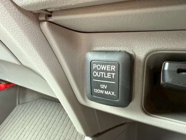 �C�ɂȂ邨�Ԃ�����܂�����E�̓d�b�ԍ����璼�ڂ��X�ɂ��₢���킹���������B�x�����@����ԗ����A��Ԃ܂łȂ�ł������������Ē����܂��B�X�^�b�t�ꓯ���A�����҂����Ă���܂��B