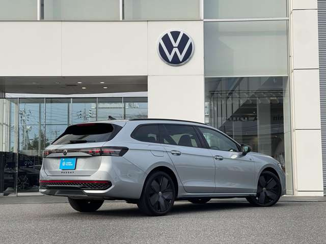 パサートeハイブリッド Rライン