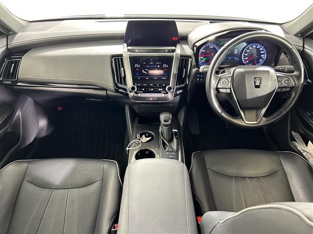 クラウンハイブリッド 2.5 RS アドバンス