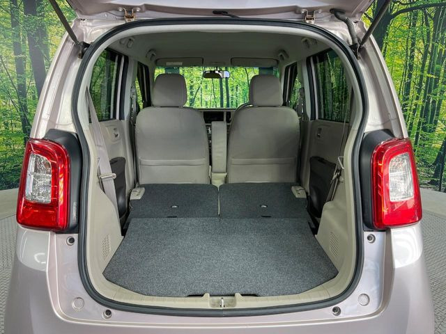 後席を格納すると、これだけの広さが!シーンに合わせたシートアレンジで、大きな荷物も積むことが出来ます♪