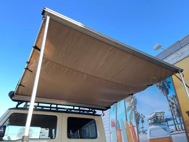 ジムニーシエラ1.5 JC 4WD