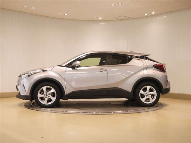 C-HR1.2 S-T LEDパッケージ 4WD