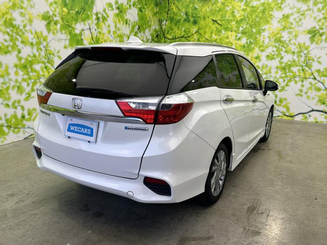 シャトル1.5 ハイブリッド Z