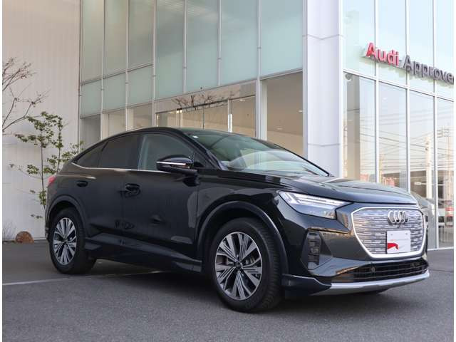 Q4スポーツバックe-tron40 アドバンスド